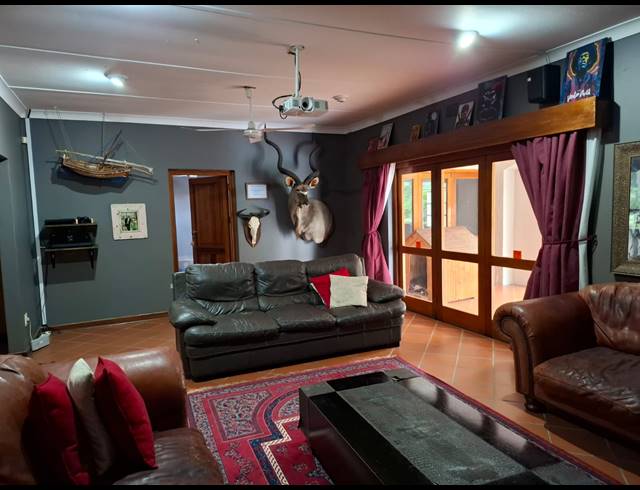 4 BEDROOM HOUSE FOR SALE IN SAFARI GARDENS